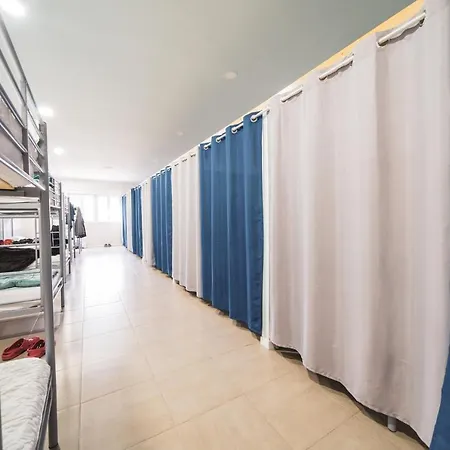 Barullo - Cubiculos - Literas -