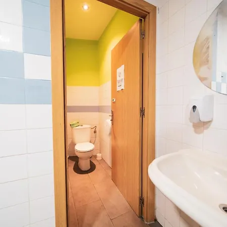 Vandrerhjem Barullo - Cubiculos - Literas - *