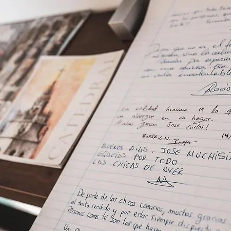 Barullo - Cubiculos - Literas - *