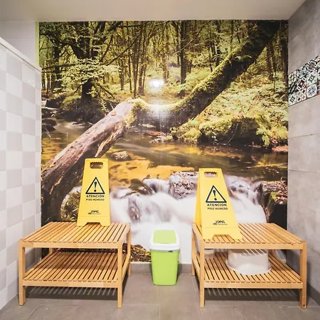 Hostel Barullo - Cubiculos - Literas - Sarria
